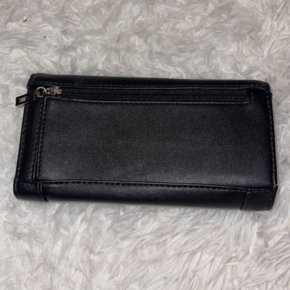 Guess wallet - Picture 2 of 3